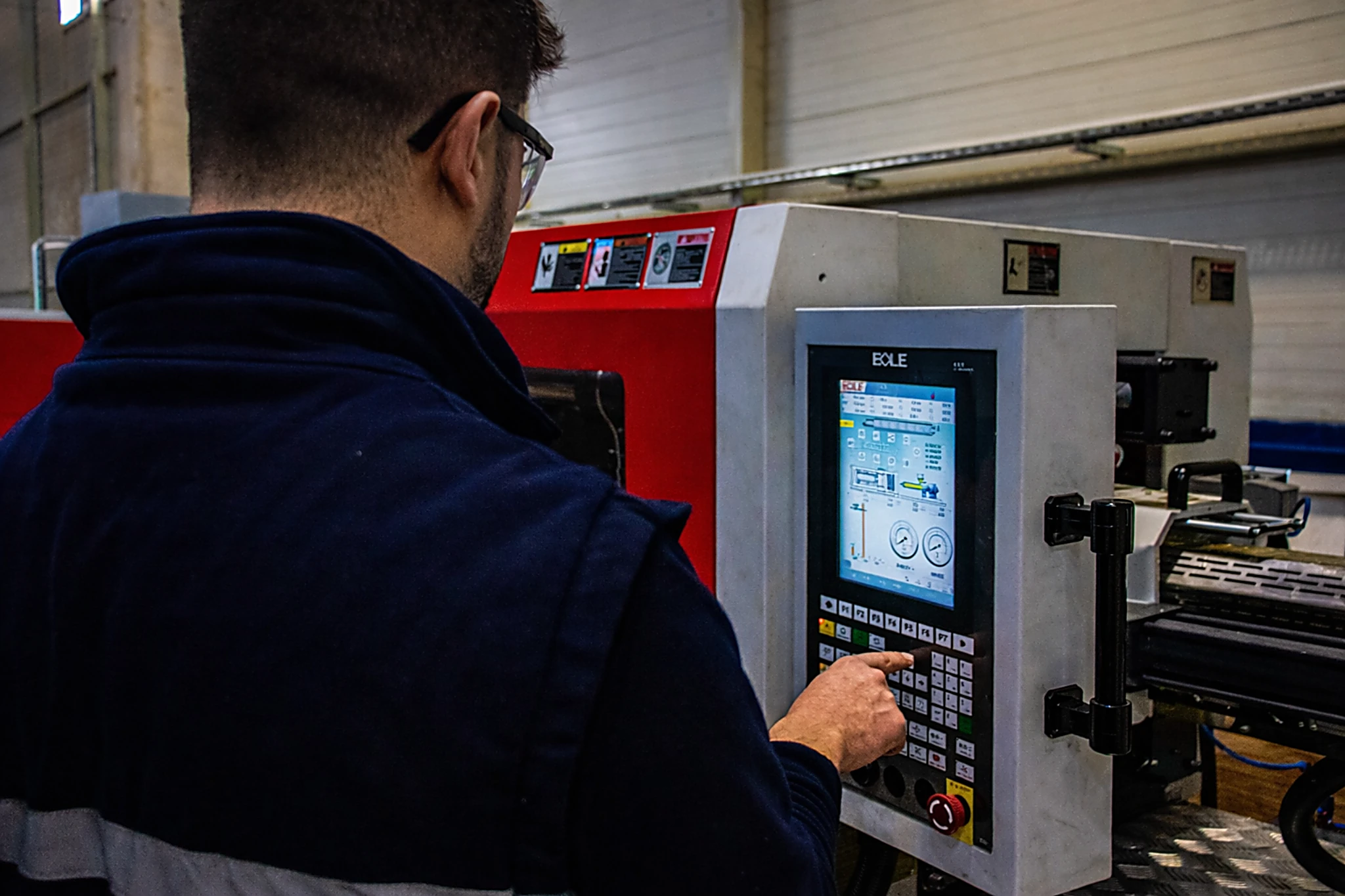 PLASTİK ENJEKSİYON BÖLÜMÜ